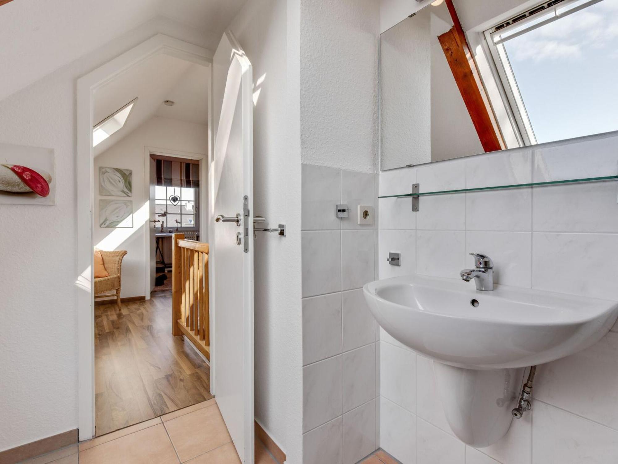 Enticing Holiday Home In Oldenburg With Garden Near Sea Dannau Luaran gambar