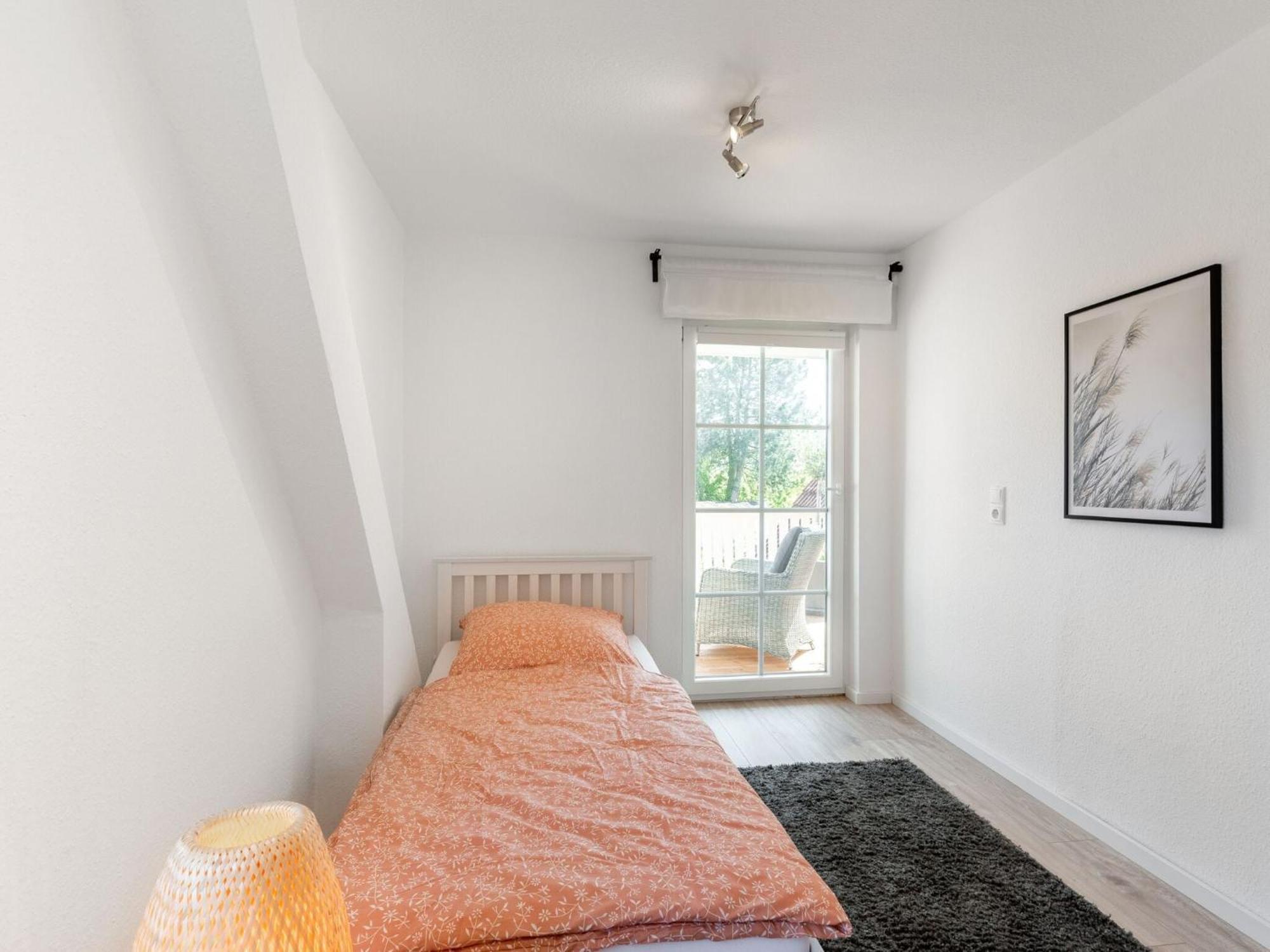 Enticing Holiday Home In Oldenburg With Garden Near Sea Dannau Luaran gambar