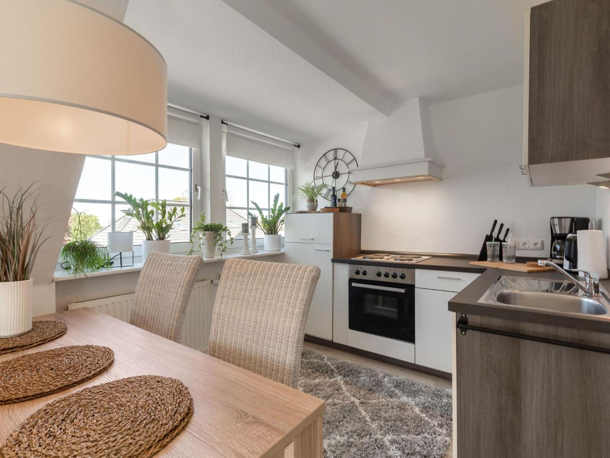 Enticing Holiday Home In Oldenburg With Garden Near Sea Dannau Luaran gambar
